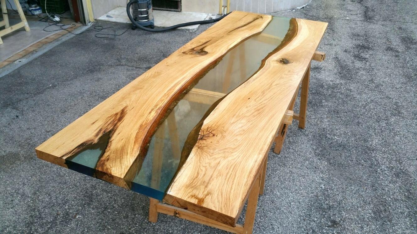 Why Choose An Epoxy Wood Table Over Simple Wood?